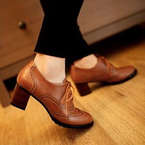 Chunky Heel Wing Tip Lace Up Oxfords